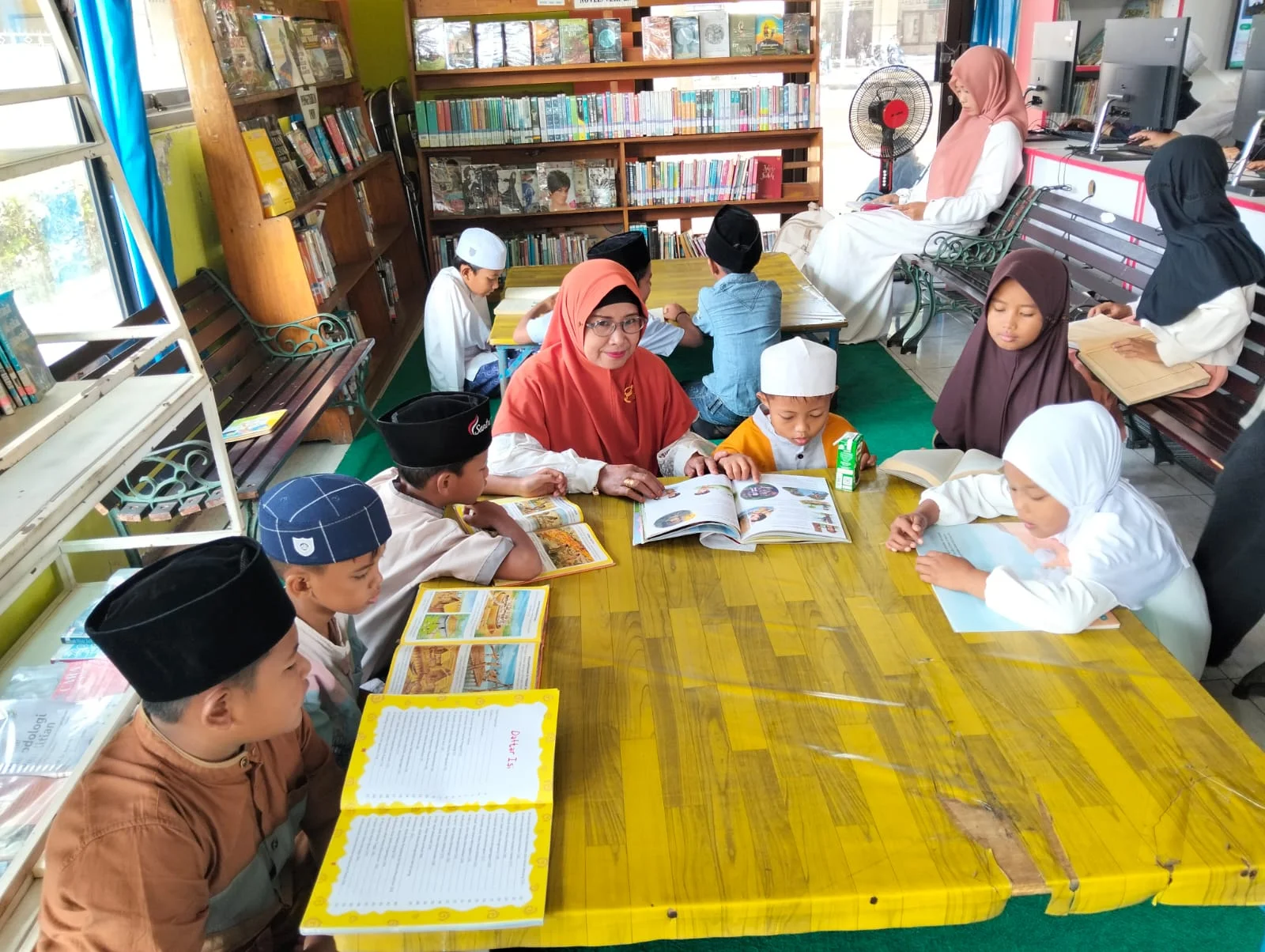 LITERASI SANTRI SD NEGERI 2 ASEMBAGUS