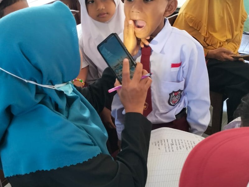 KEGIATAN SKRINING SISWA DAN SISWI SD NEGERI 2 ASEMBAGUS BERSAMA UPTD PUSKESMAS ASEMBAGUS